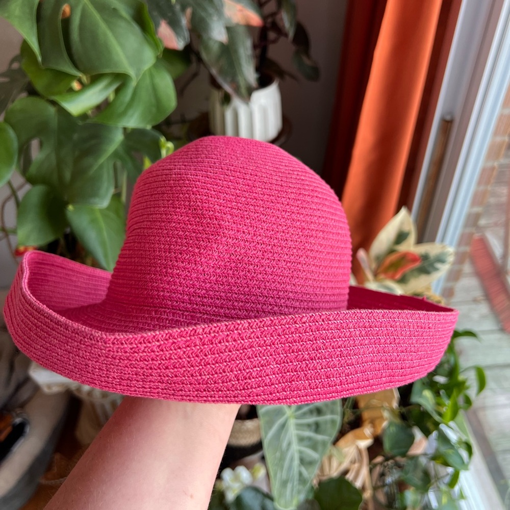 Stylish Pink Sun Hat- Vintage St John’s Bay